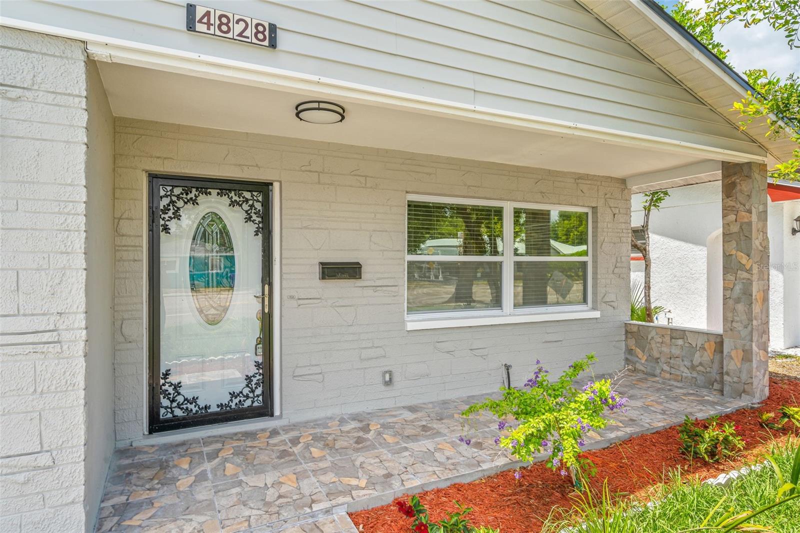 4828 22nd, St Petersburg, FL 33713