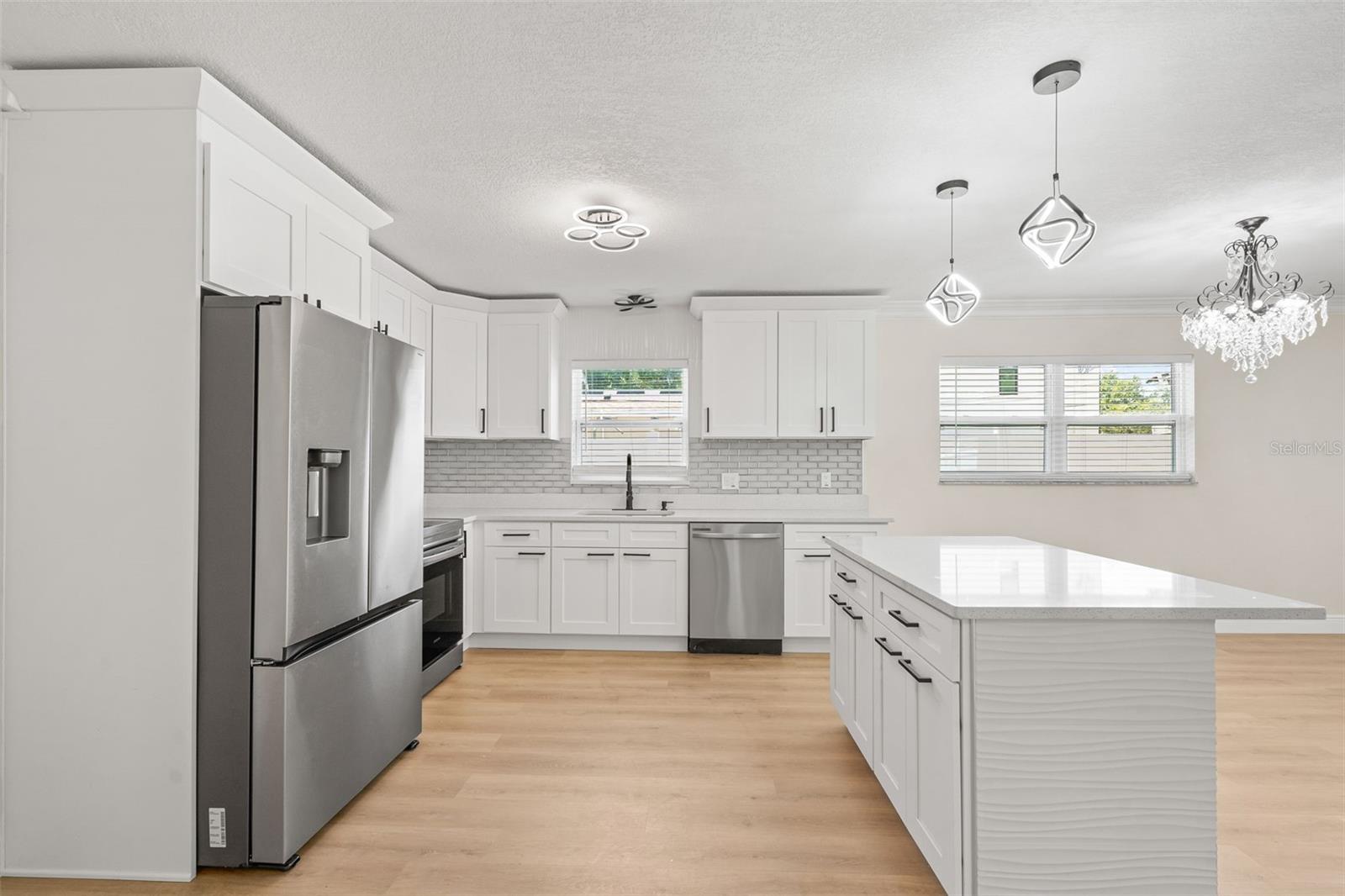 4828 22nd, St Petersburg, FL 33713
