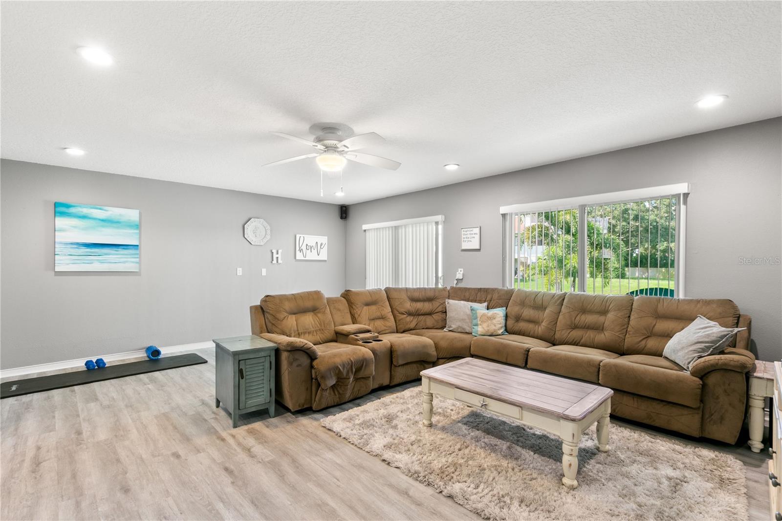 2376 Hanover, Dunedin, FL 34698