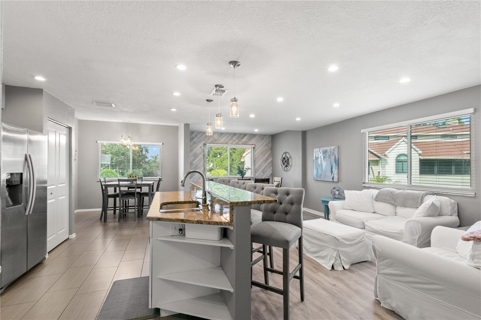 2376 Hanover, Dunedin, FL 34698