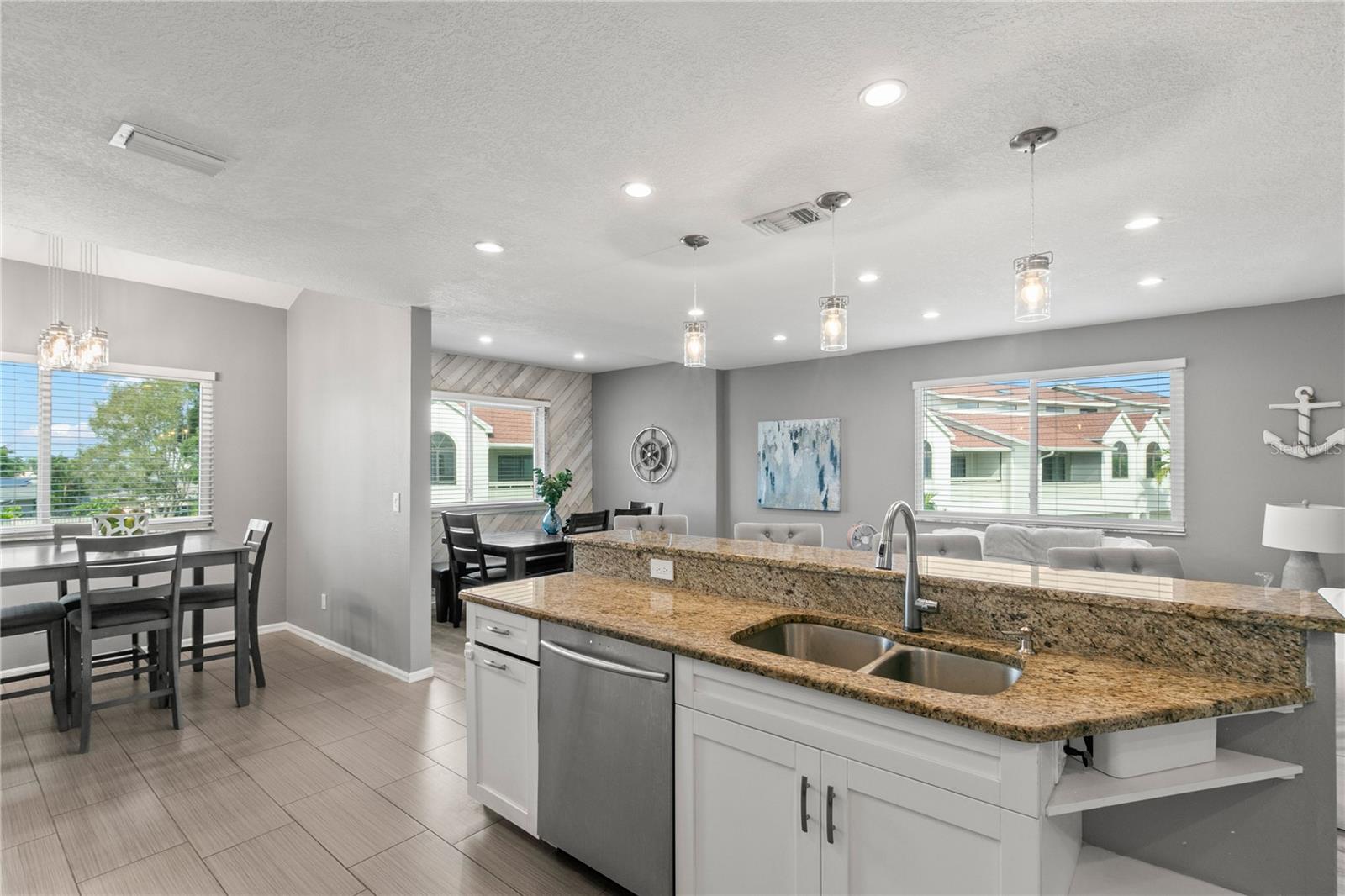 2376 Hanover, Dunedin, FL 34698