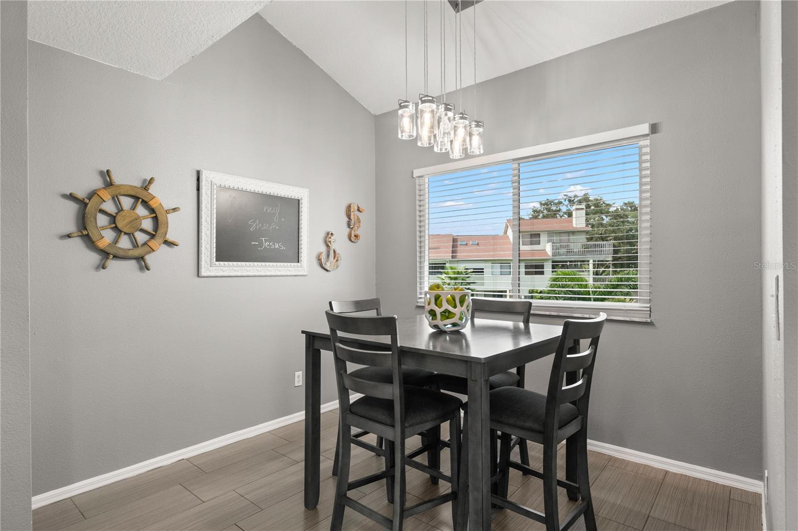 2376 Hanover, Dunedin, FL 34698