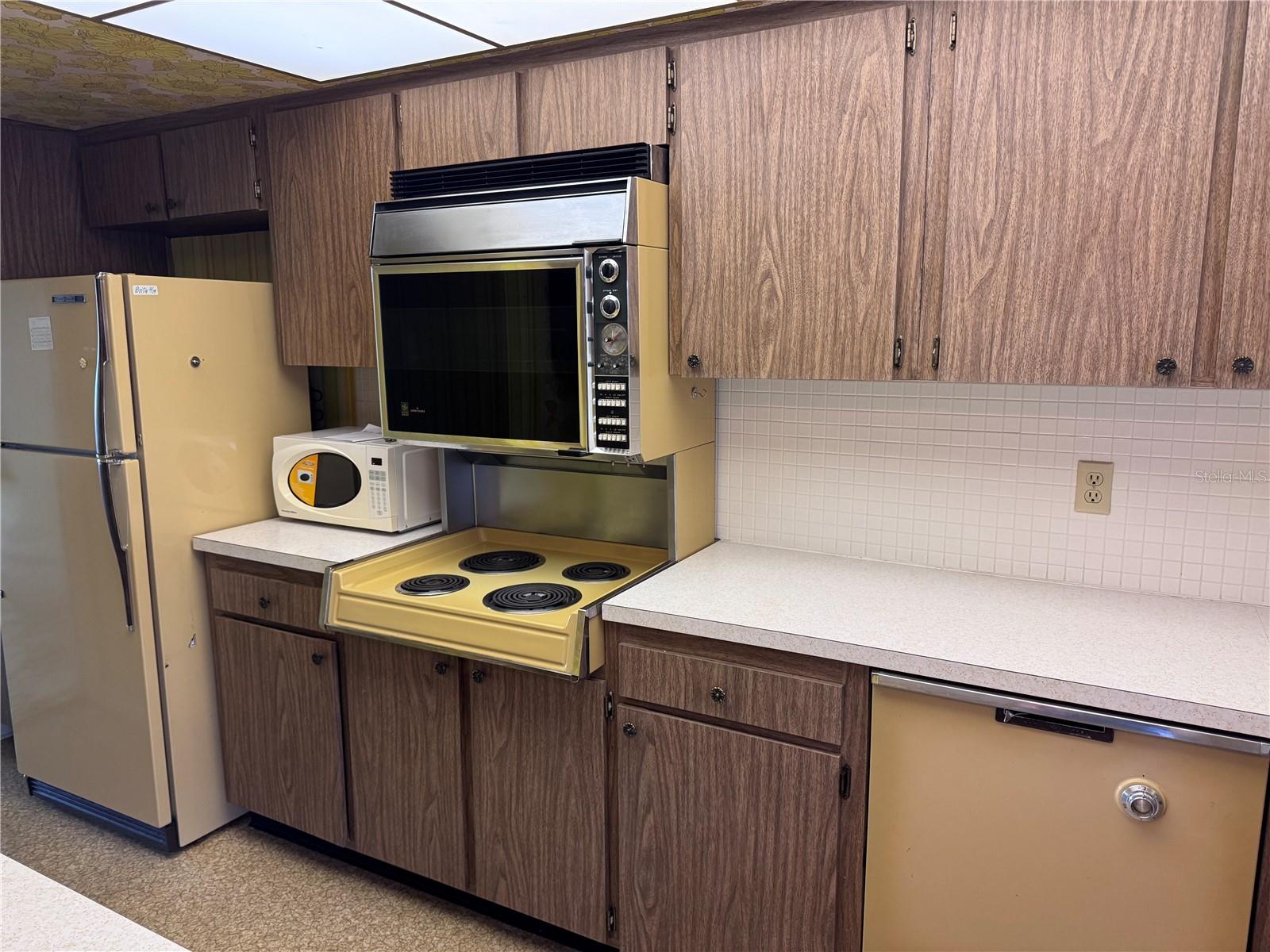 5555 Gulf Unit 312, St Petersburg, FL 33706