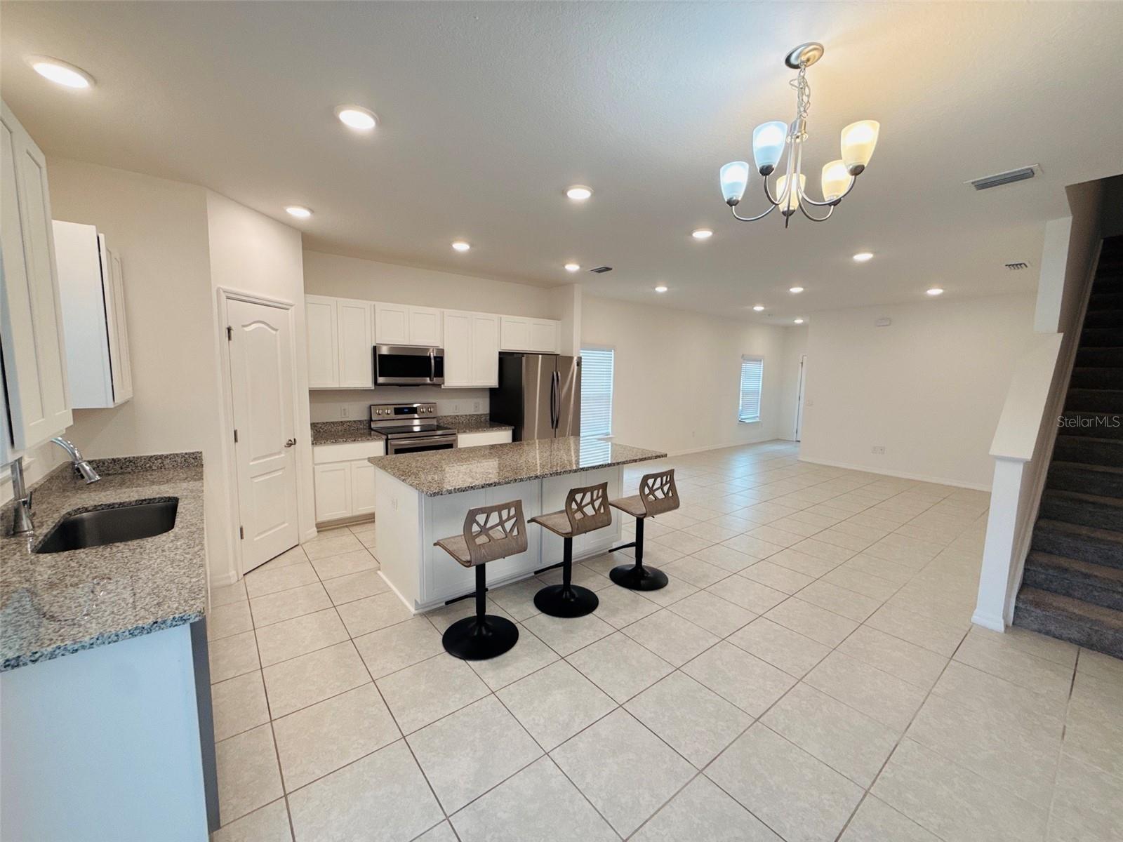 12547 7th, Newberry, FL 32669