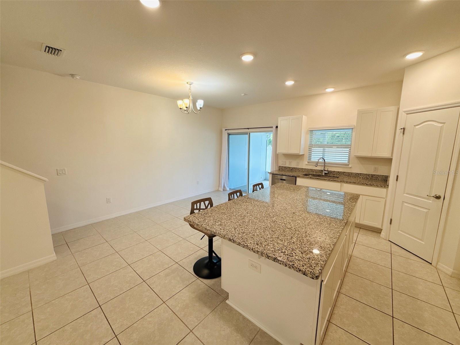 12547 7th, Newberry, FL 32669