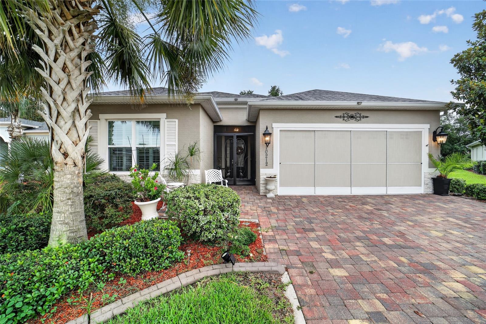 10212 Julia Isles, Oxford, FL 34484