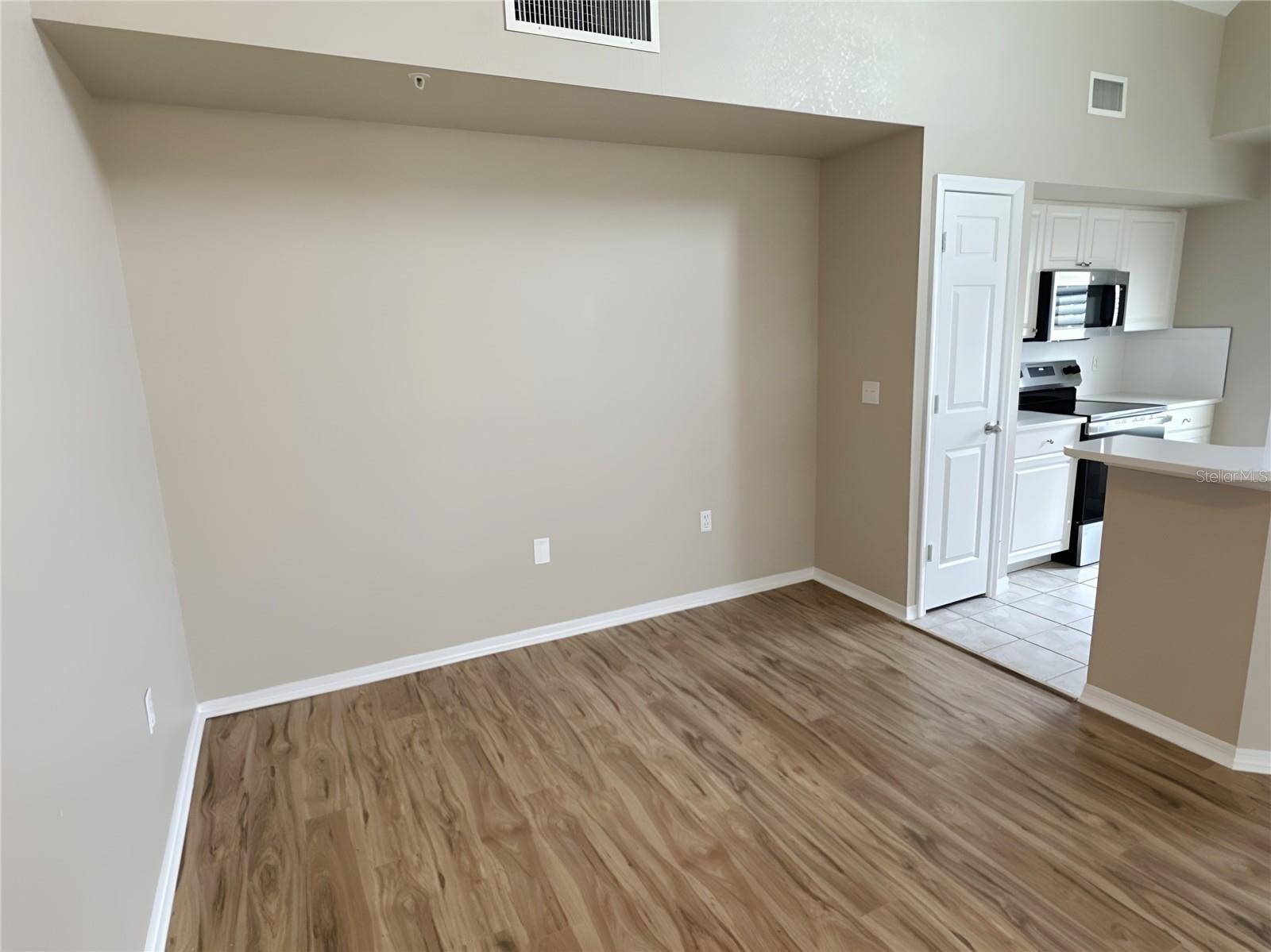 5531 Rosehill Unit 201, Sarasota, FL 34233