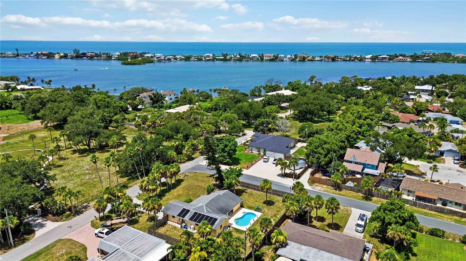 440 Lychee, Nokomis, FL 34275