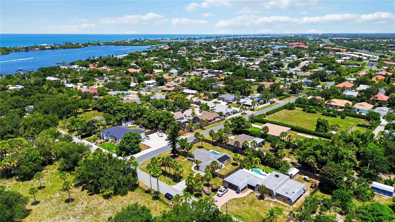 440 Lychee, Nokomis, FL 34275