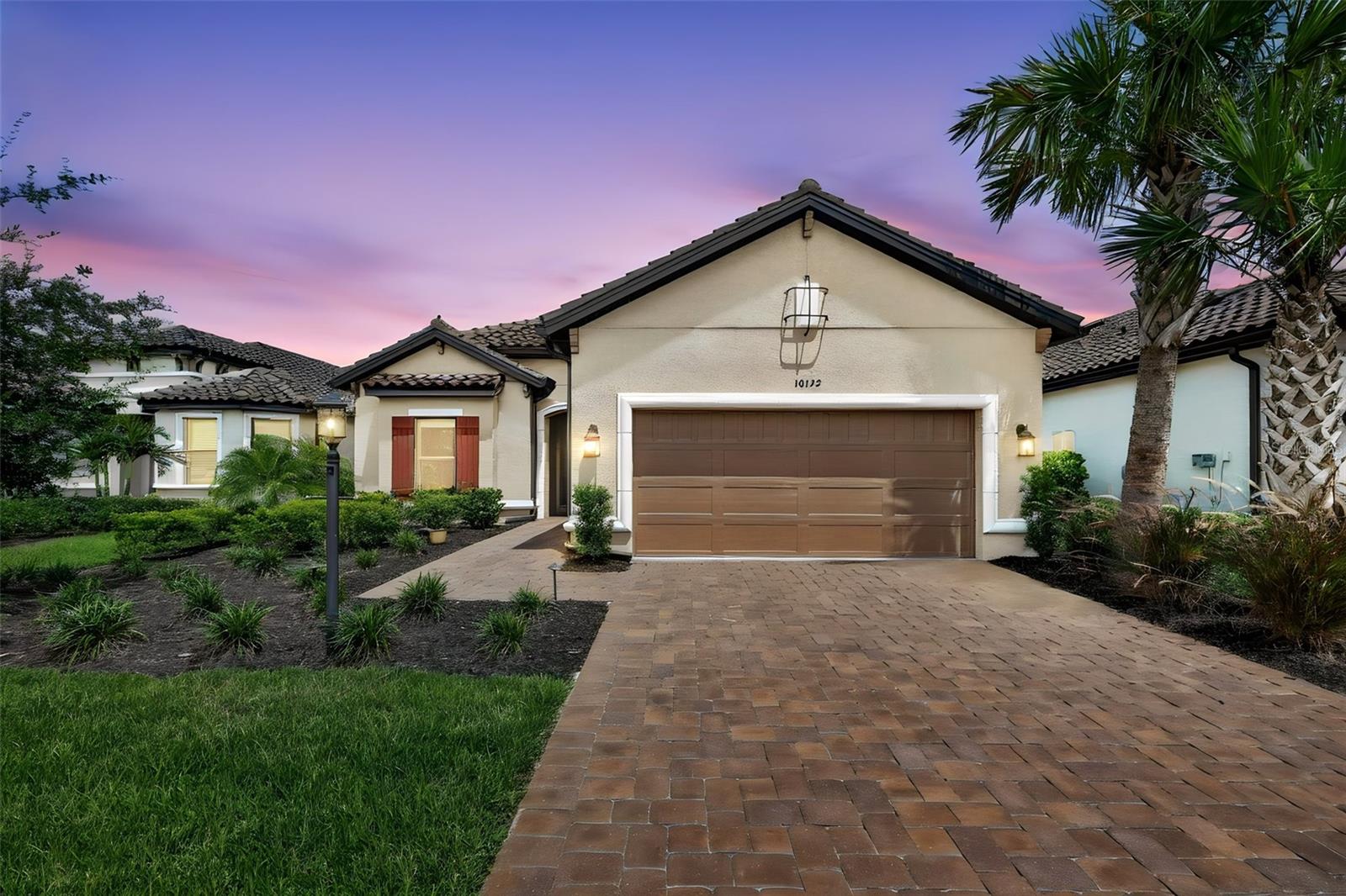 10132 Silent Night, Sarasota, FL 34241