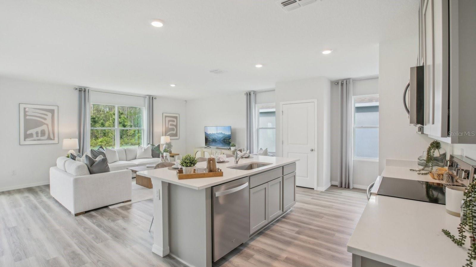 4723 Silver Current, Tampa, FL 33619