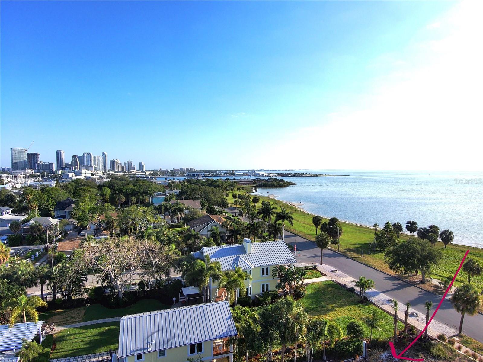 1817 Beach, St Petersburg, FL 33705