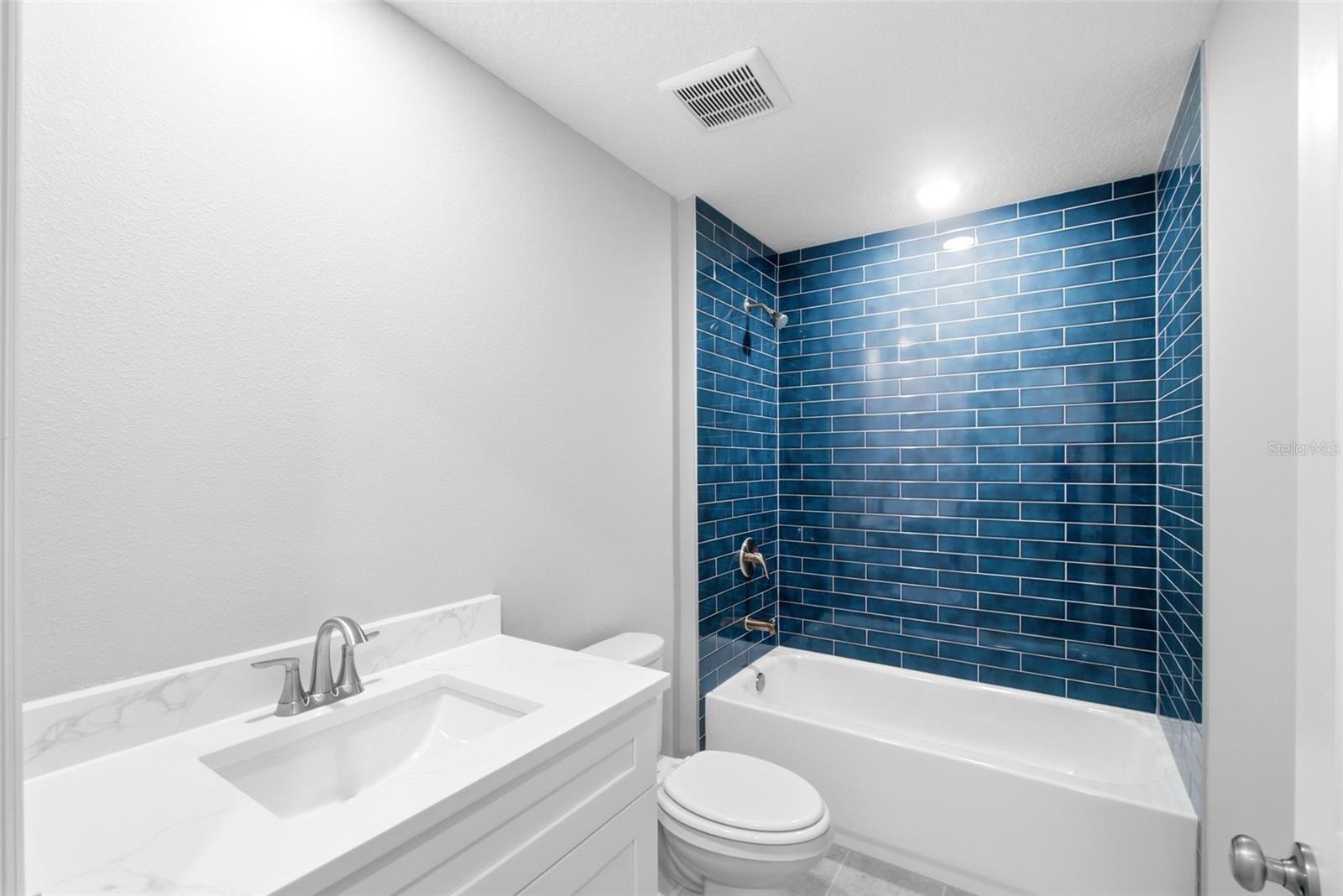 2107 Suanee Unit 200, Eustis, FL 32726