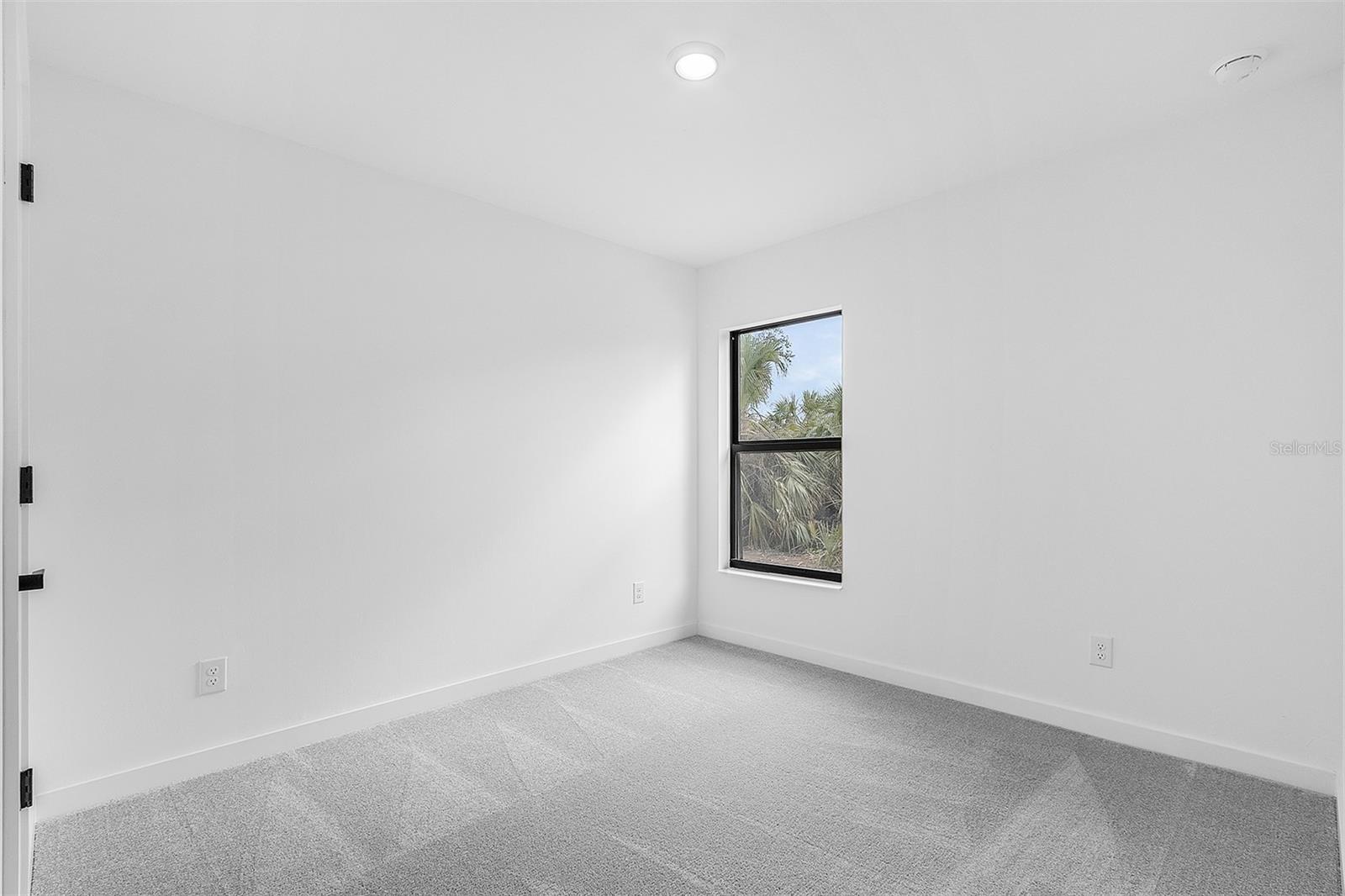 2817 Snug, North Port, FL 34286