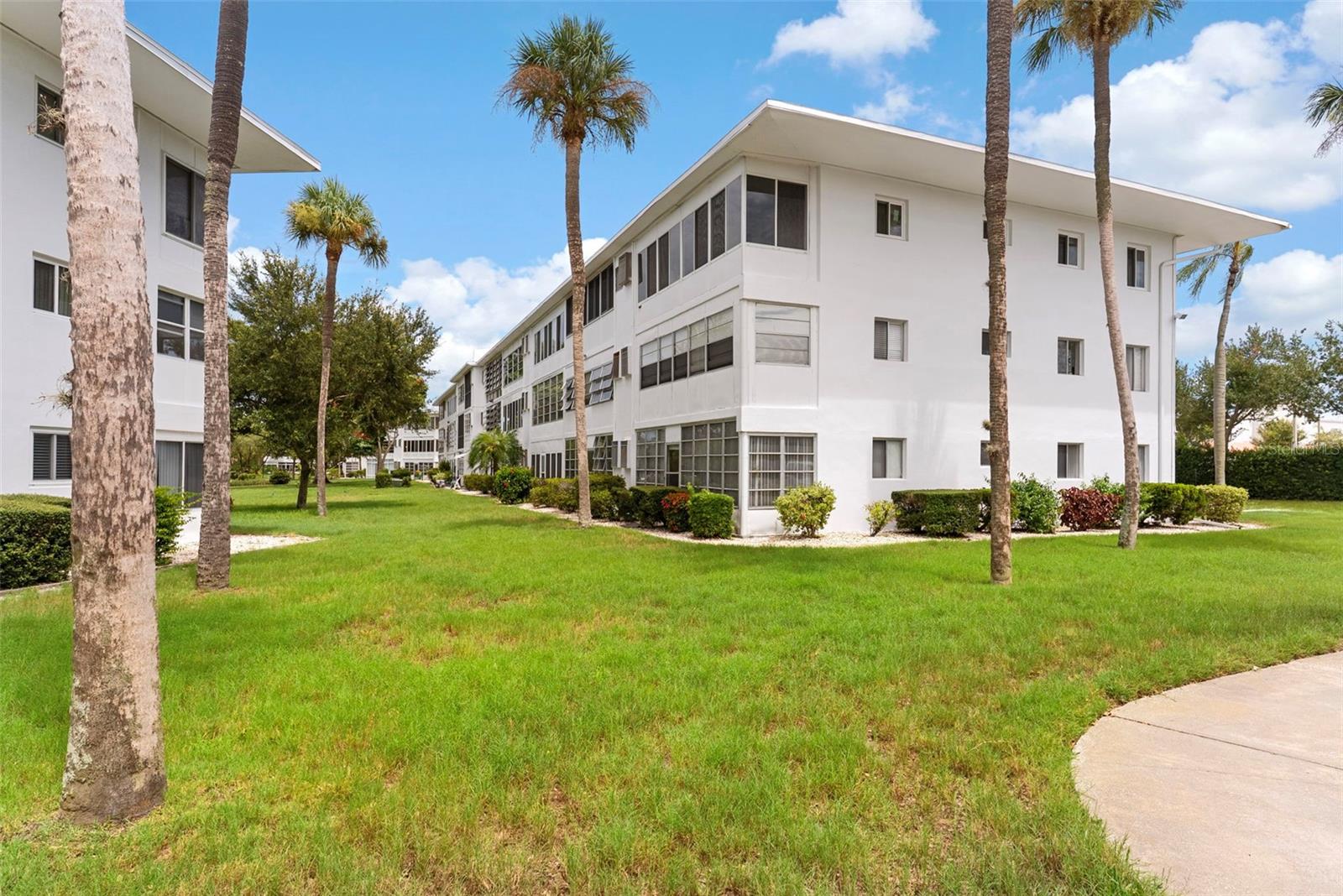 11251 80th Unit 307, Seminole, FL 33772