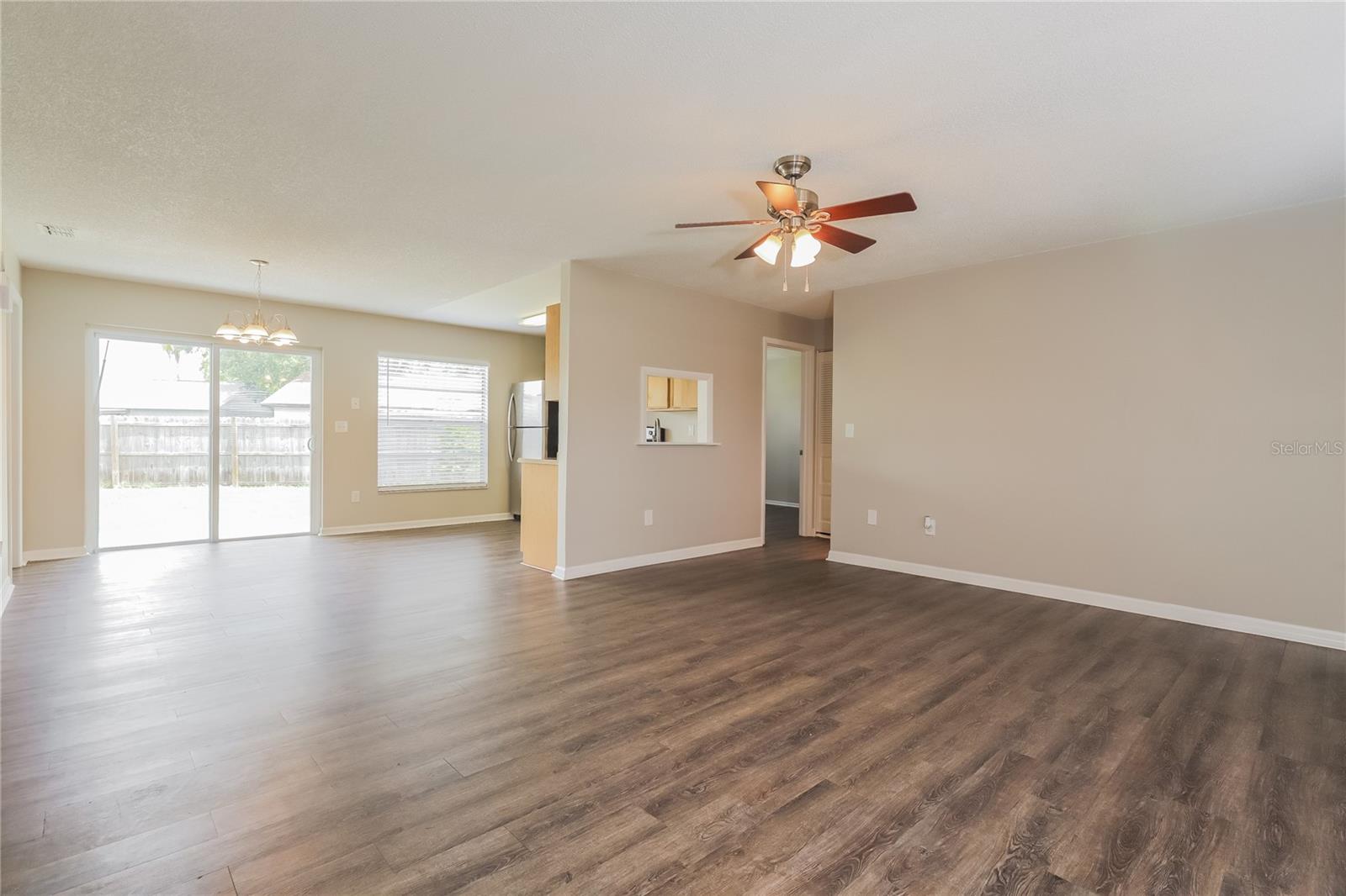 1002 Pinehaven, Brandon, FL 33511