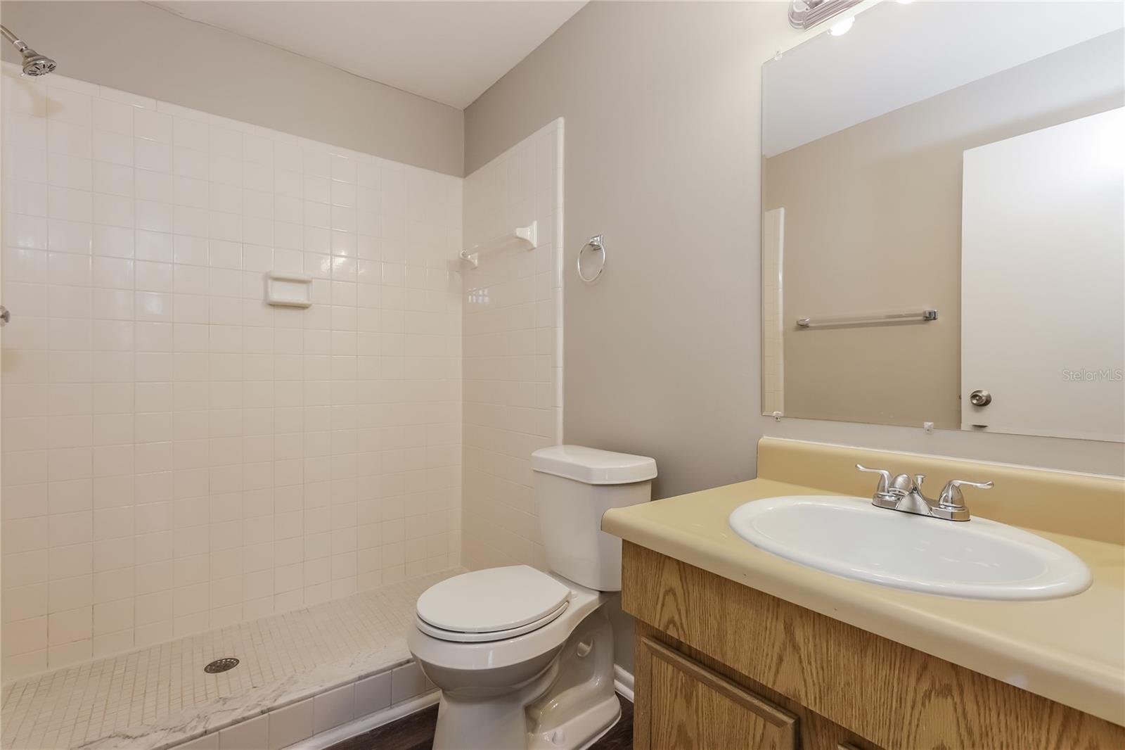 1002 Pinehaven, Brandon, FL 33511