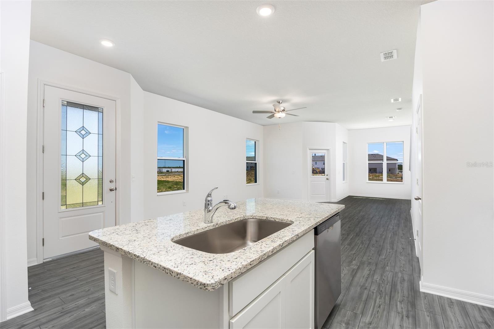 678 Poppy, Dundee, FL 33838