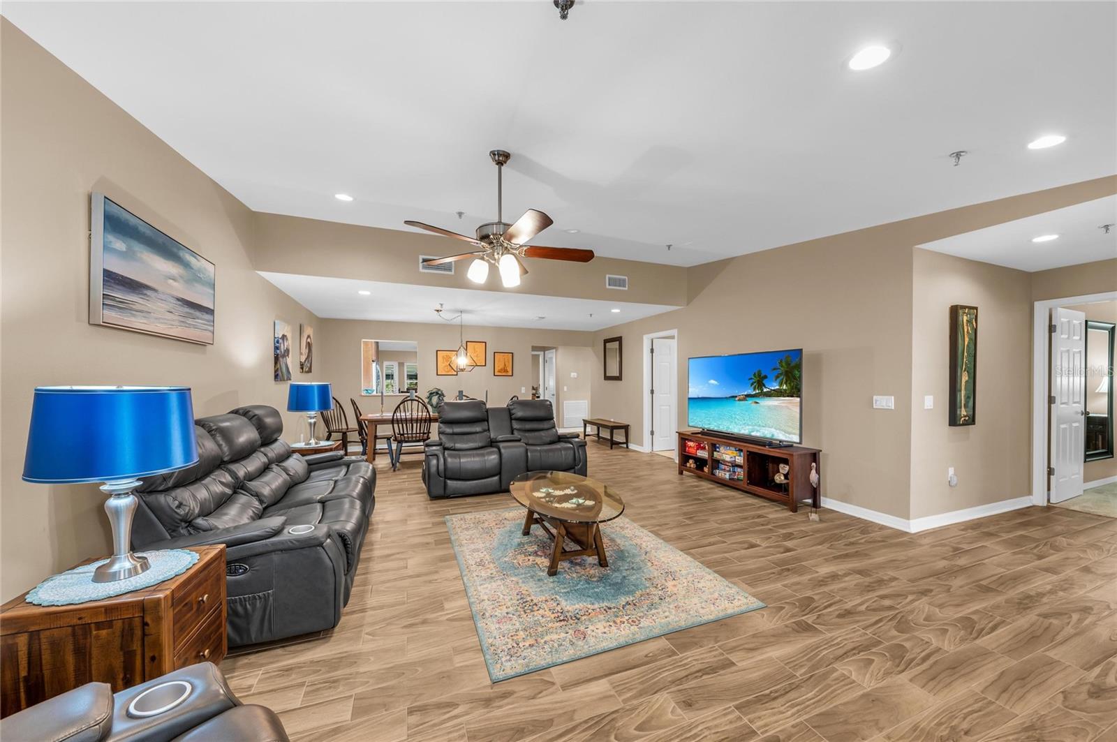 2350 Harbour Oaks, Longboat Key, FL 34228