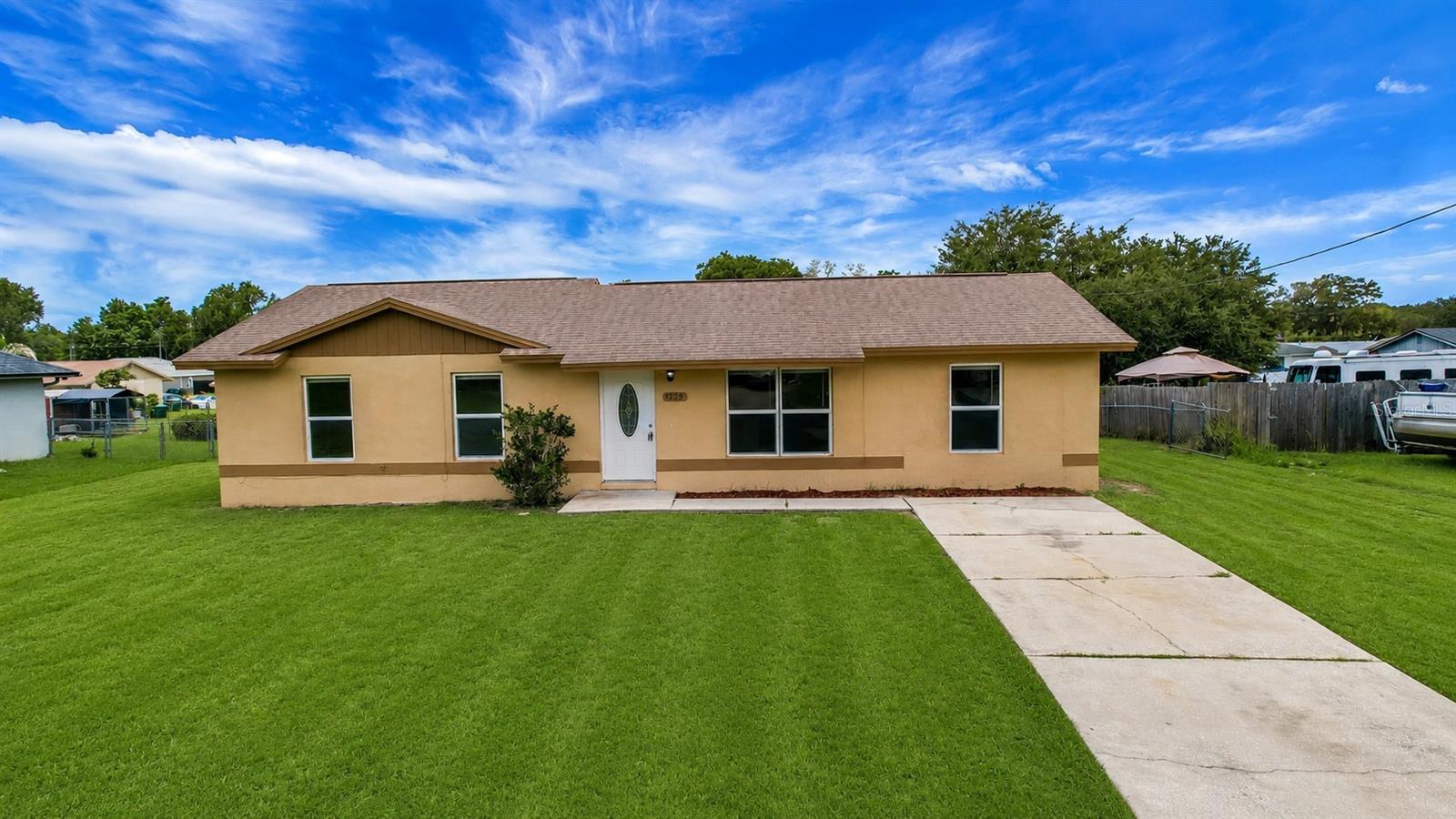 1229 Padgett, Lady Lake, FL 32159
