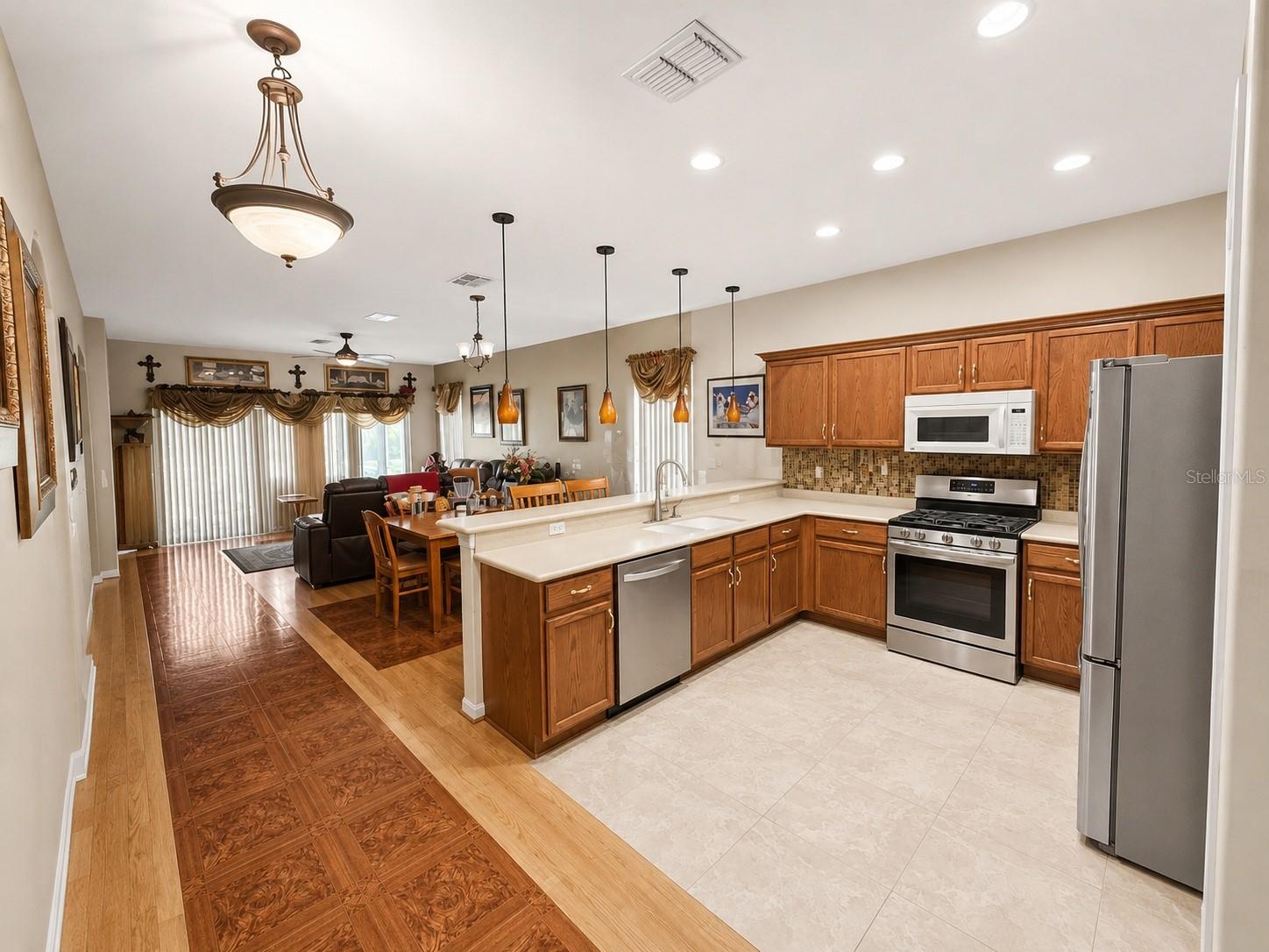 9305 Mandrake, Tampa, FL 33647