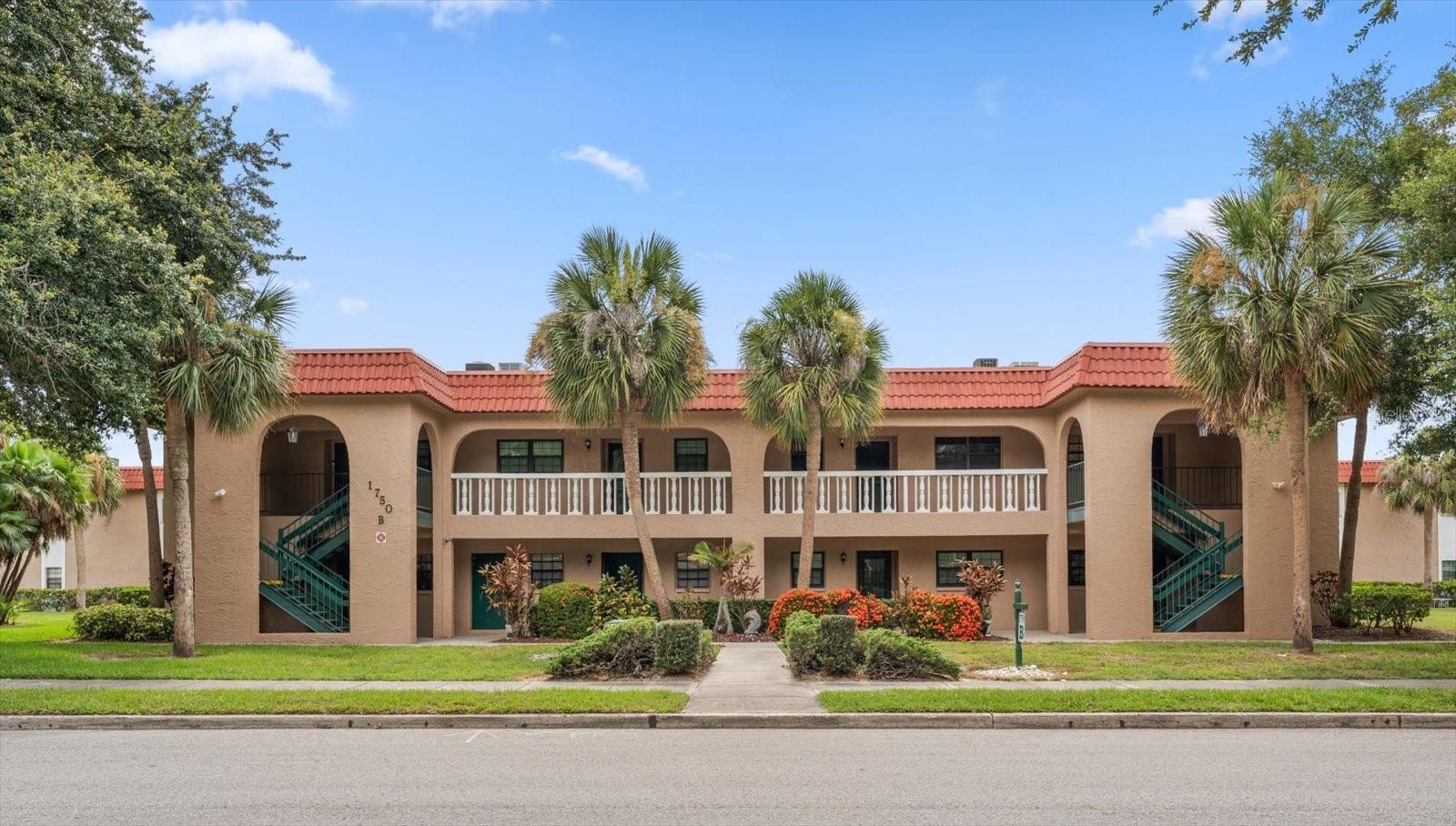 1750 Belleair Forest Unit B8, Belleair, FL 33756