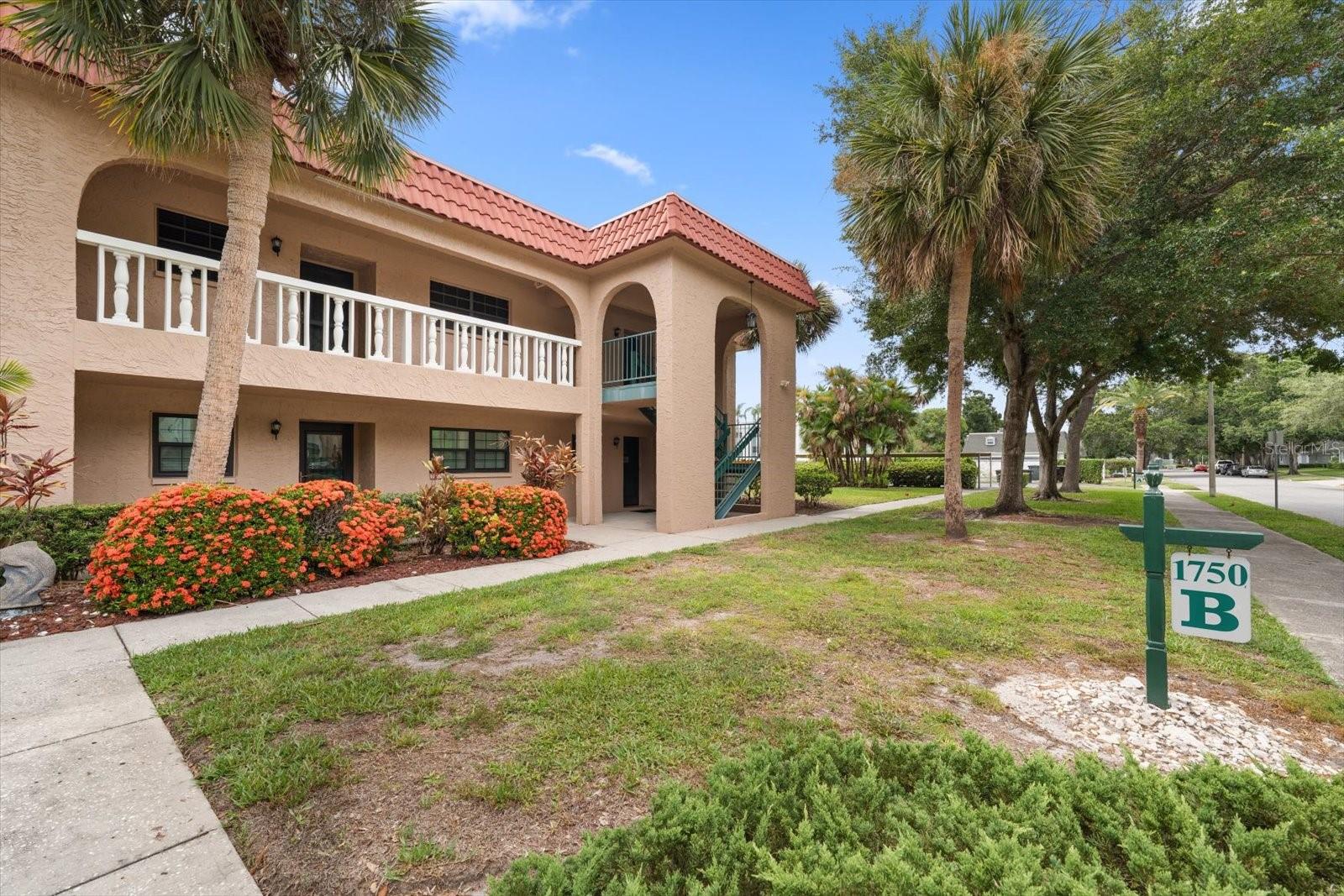 1750 Belleair Forest Unit B8, Belleair, FL 33756