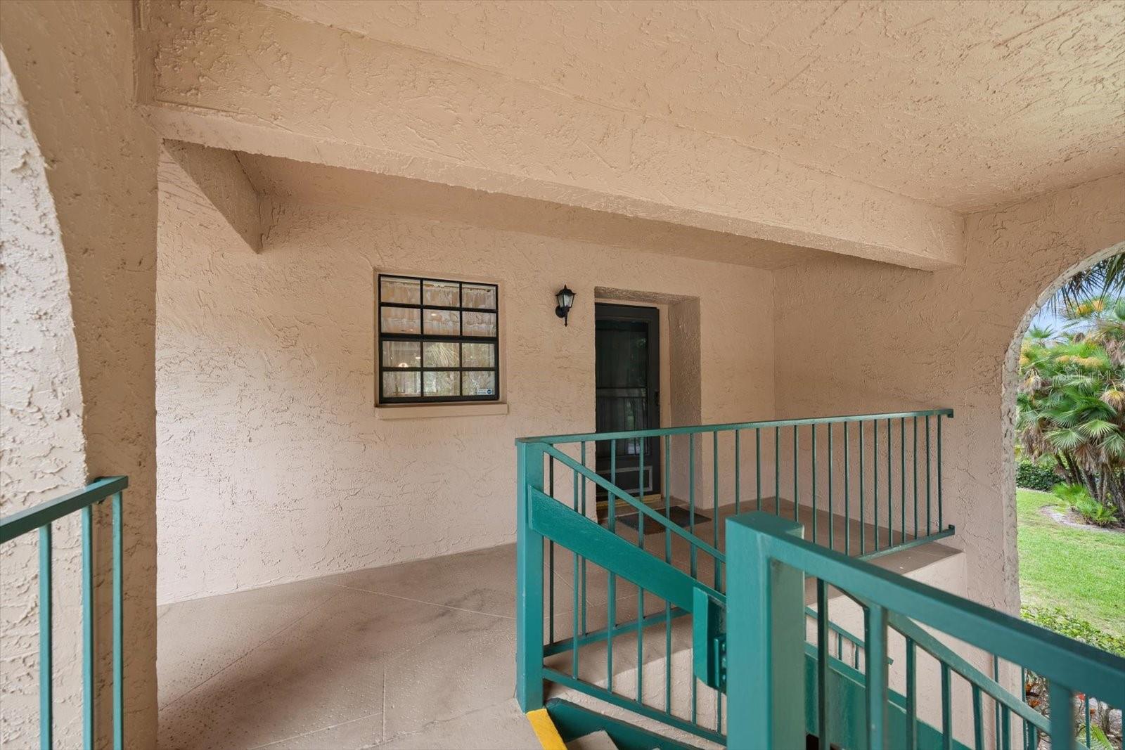 1750 Belleair Forest Unit B8, Belleair, FL 33756