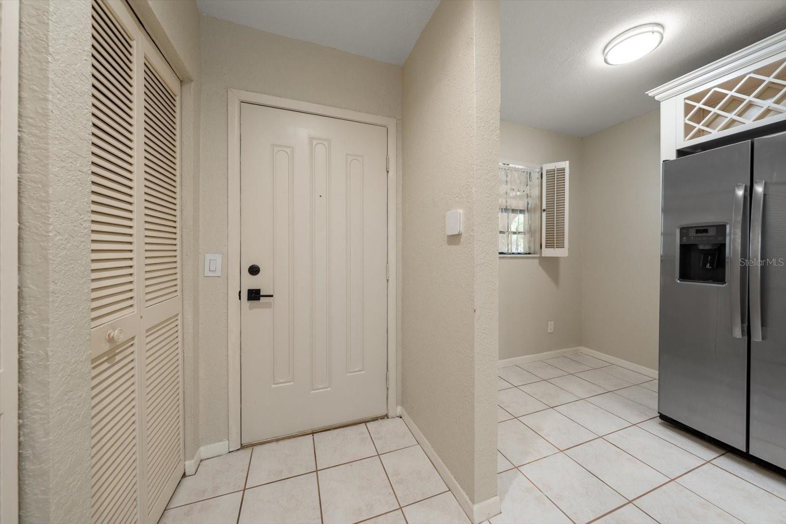 1750 Belleair Forest Unit B8, Belleair, FL 33756