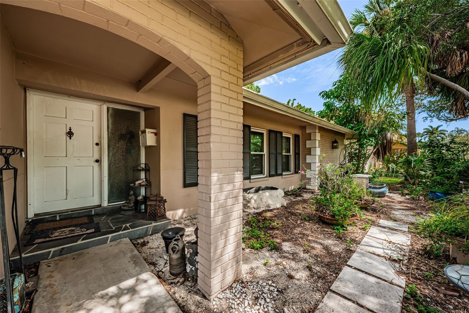 5230 Venetian, St Petersburg, FL 33703