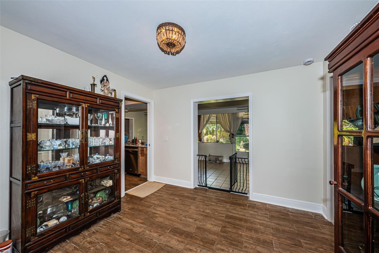 5230 Venetian, St Petersburg, FL 33703