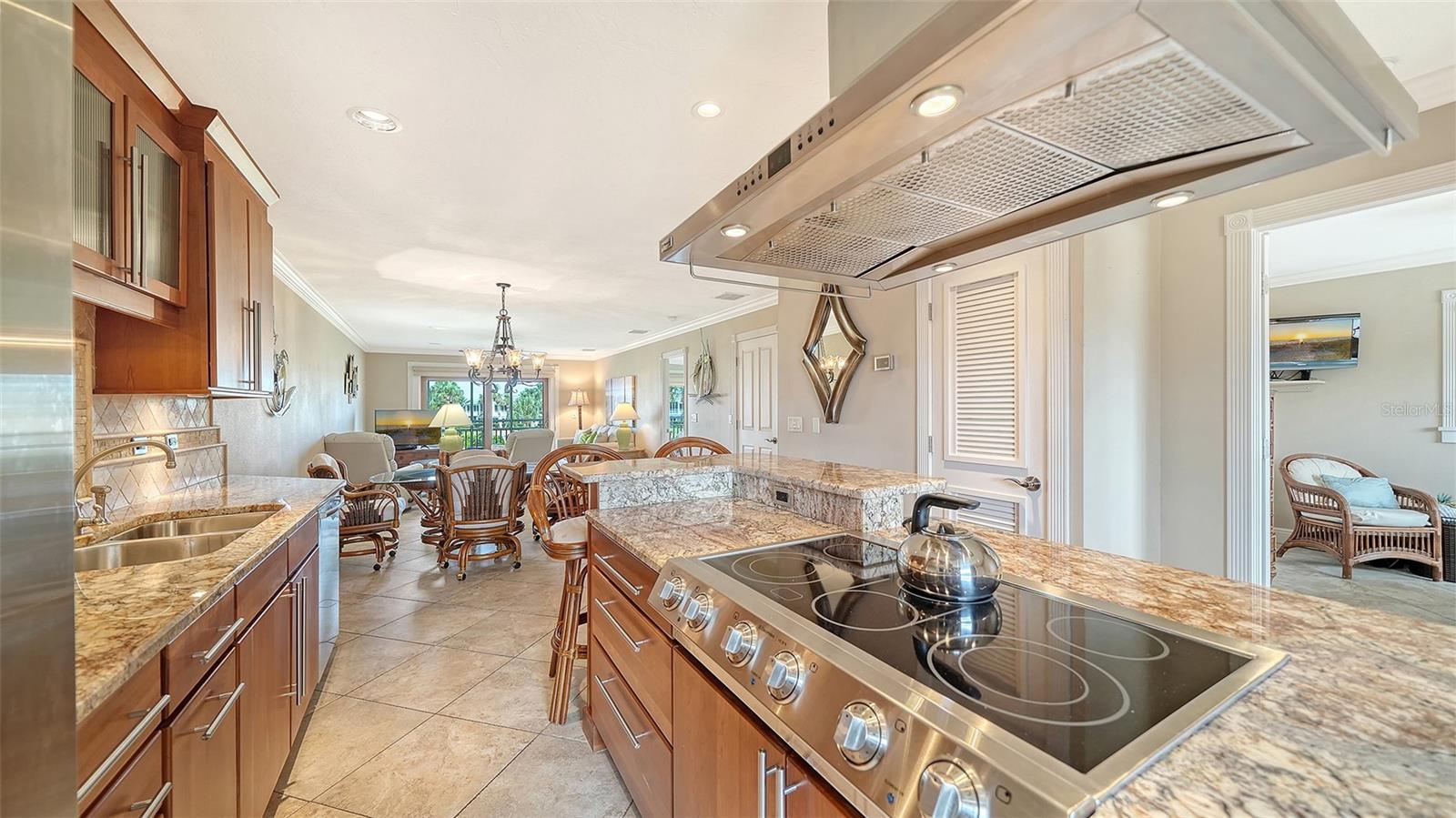 7115 Gulf of Mexico Unit 23, Longboat Key, FL 34228