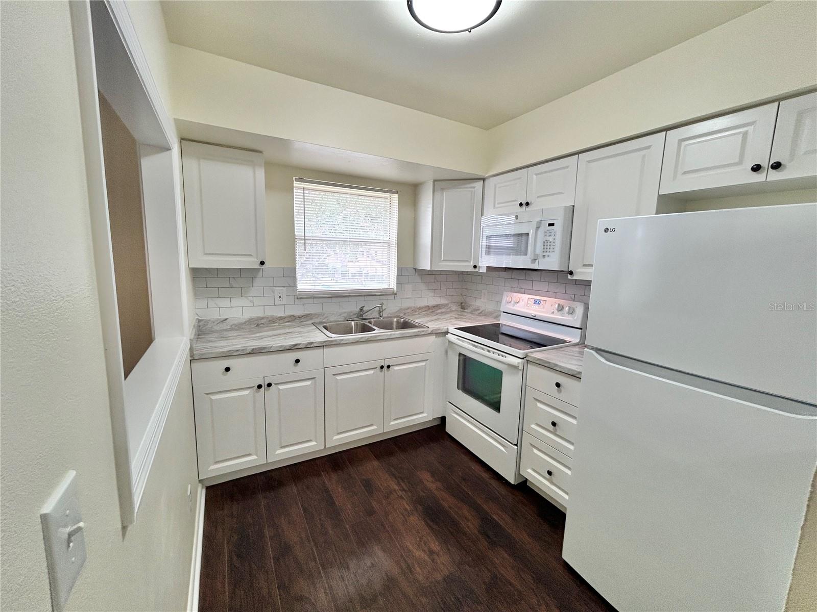 4455 38th Unit B12, St Petersburg, FL 33714