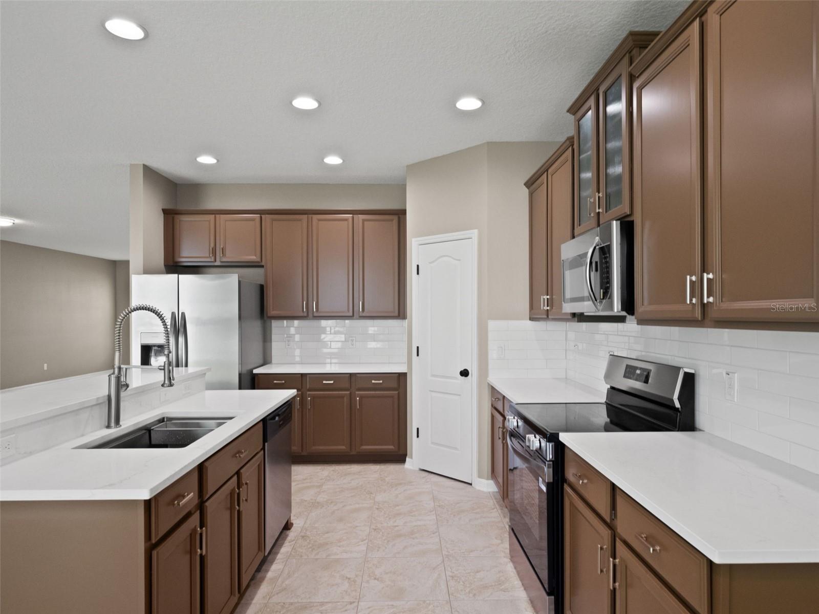 259 Blue Cypress, Groveland, FL 34736