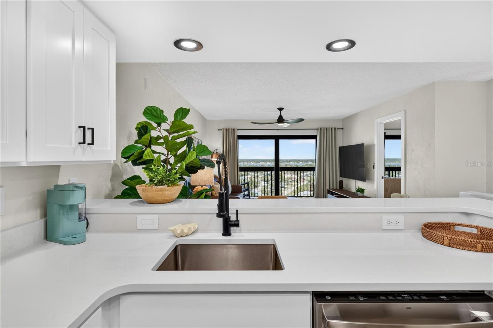 1513 Ocean Shore Unit 10a, Ormond Beach, FL 32176