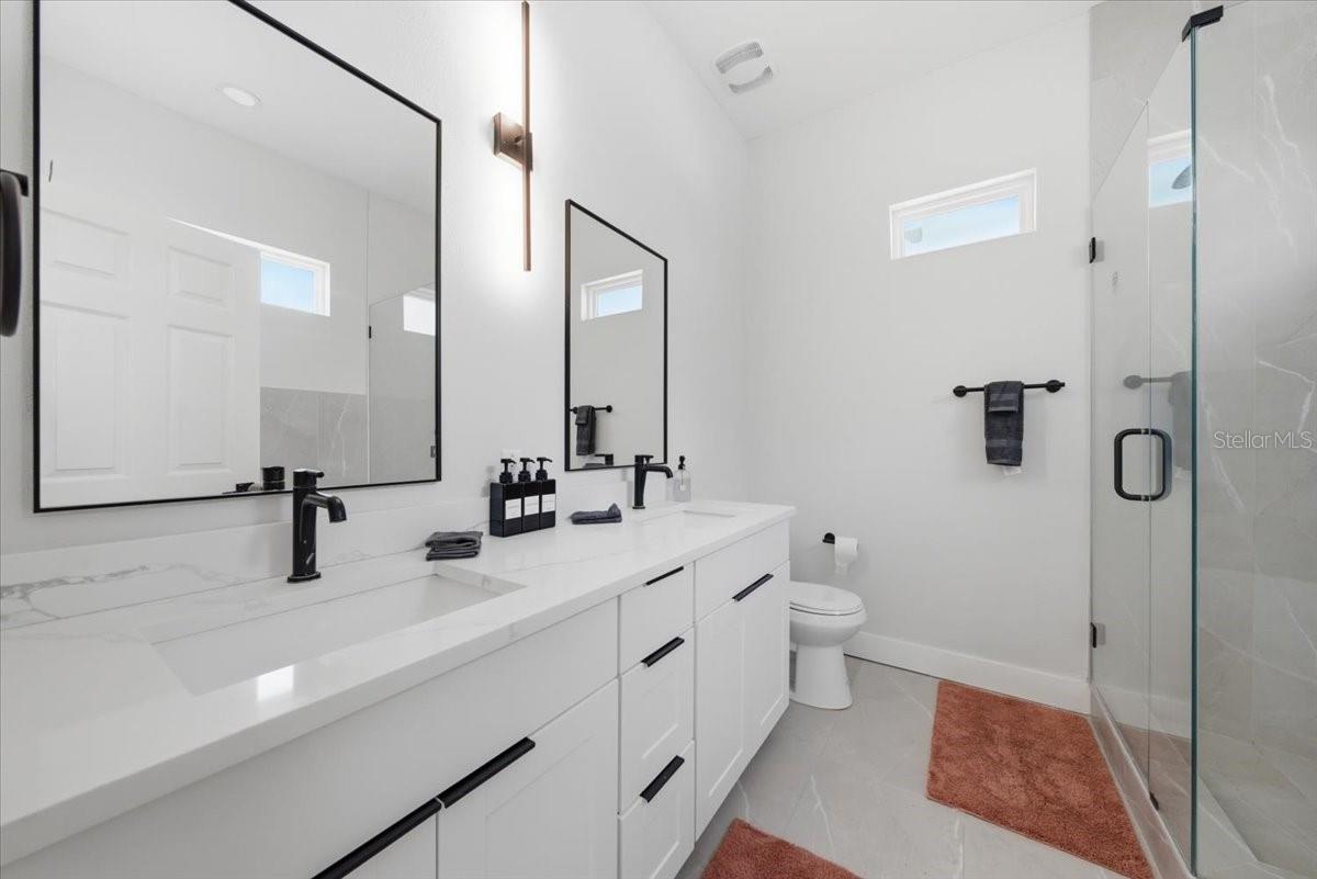2644 42nd, St Petersburg, FL 33714