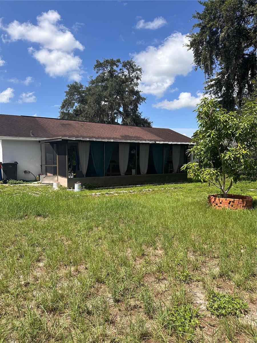 8848 Oak, Tampa, FL 33615