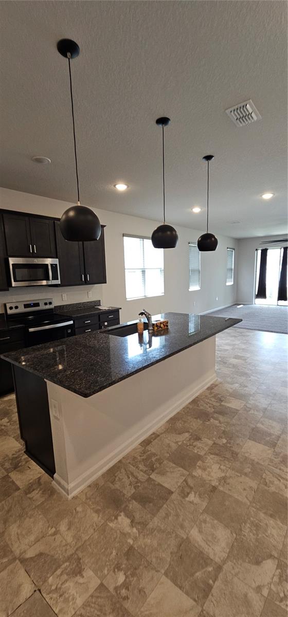 1220 Mattie Pointe, Auburndale, FL 33823
