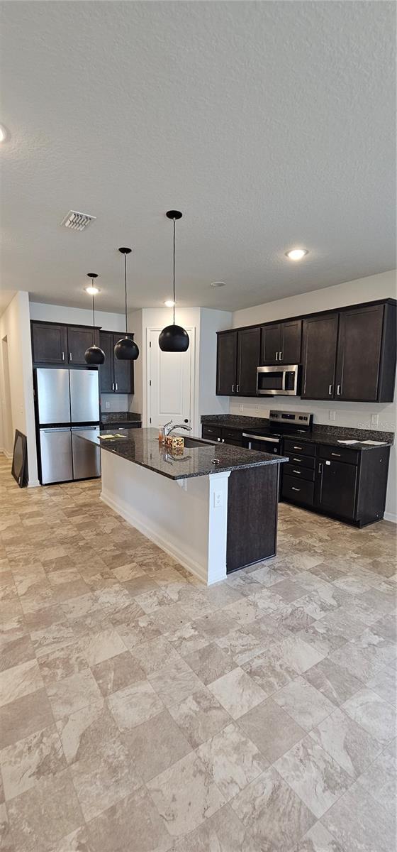1220 Mattie Pointe, Auburndale, FL 33823
