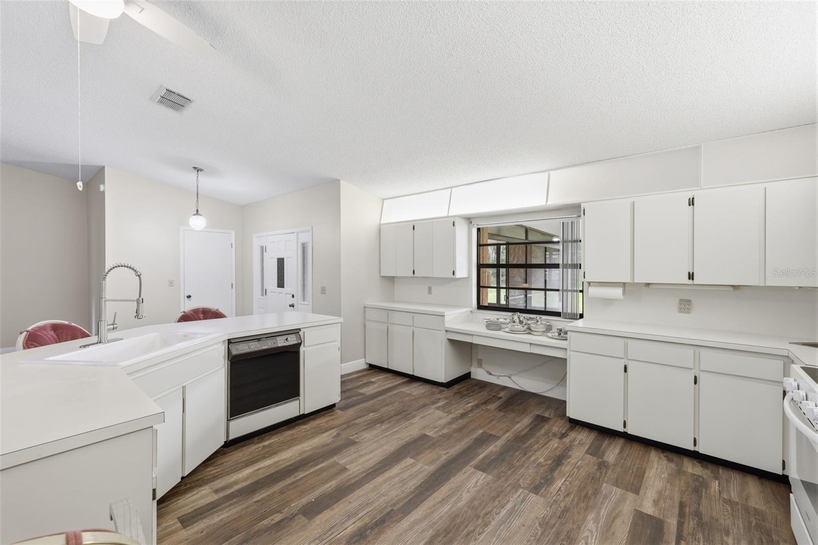 14499 Sandy, Brooksville, FL 34613