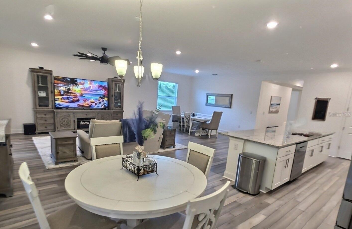 2 Pat, Palm Coast, FL 32164