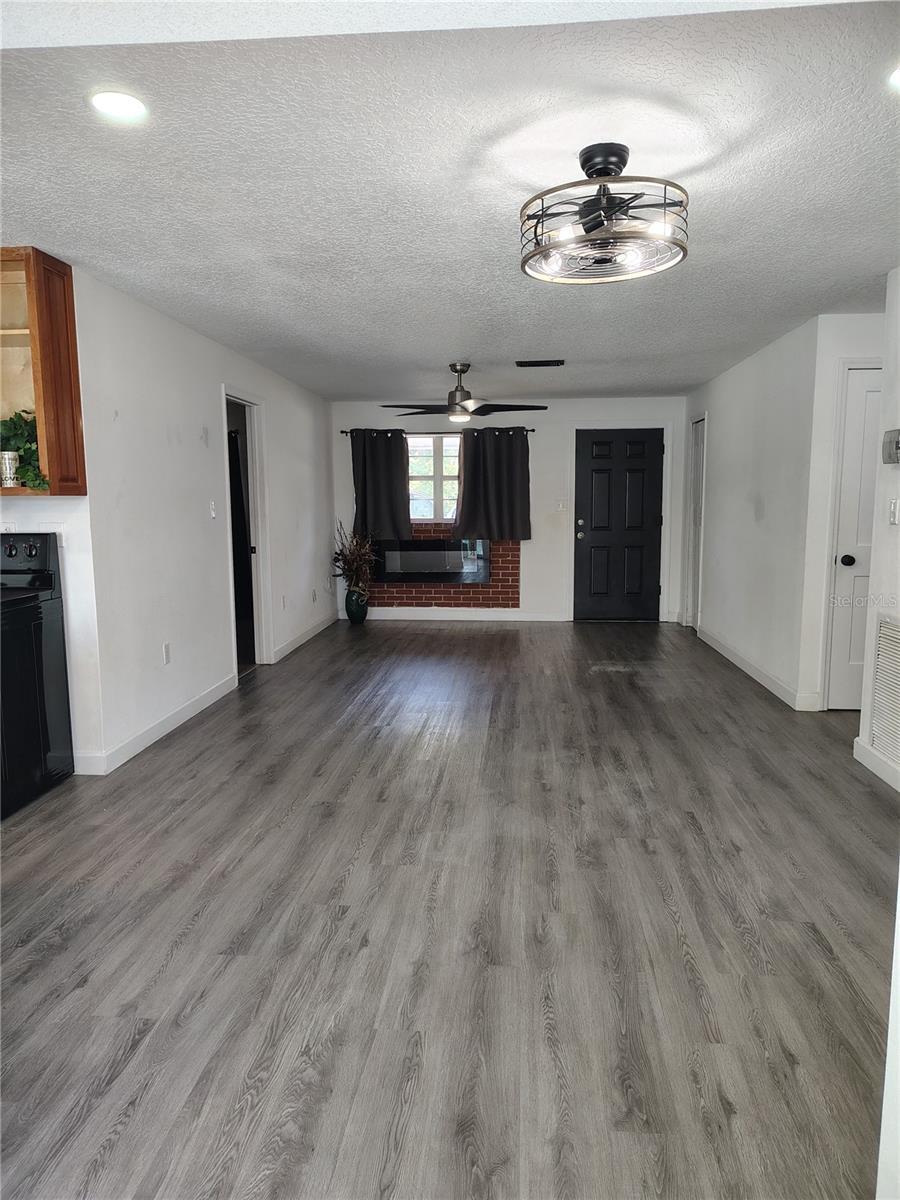 415 Beresford, Deland, FL 32724