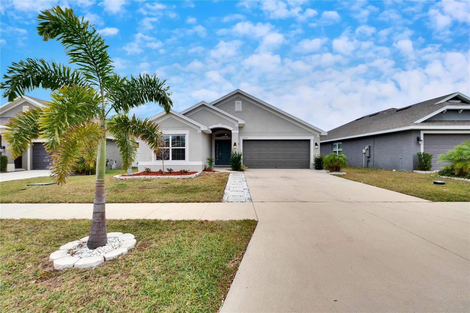 14525 Scottburgh Glen, Wimauma, FL 33598