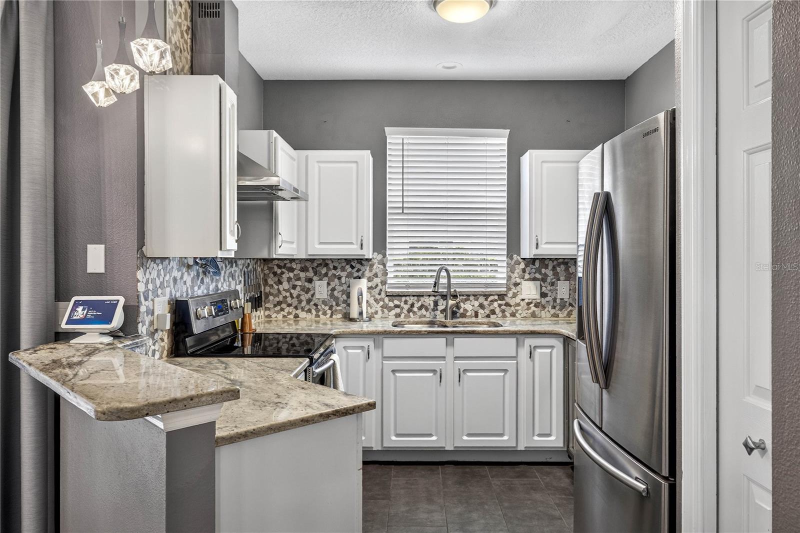 12315 Country White, Tampa, FL 33635