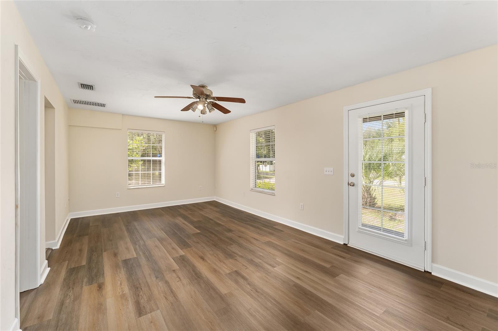 18673 252nd, High Springs, FL 32643