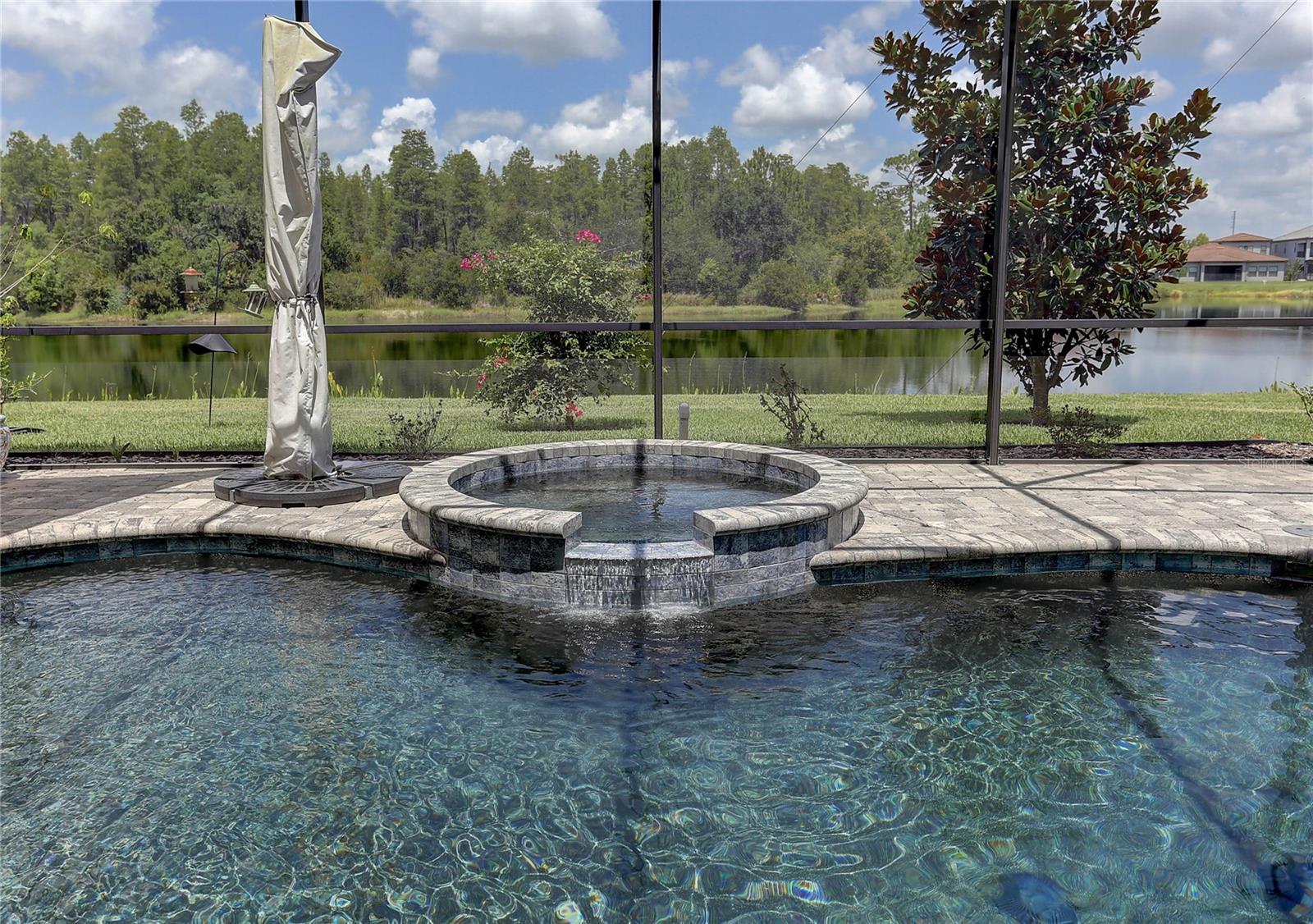 18014 Woodland View, Lutz, FL 33548