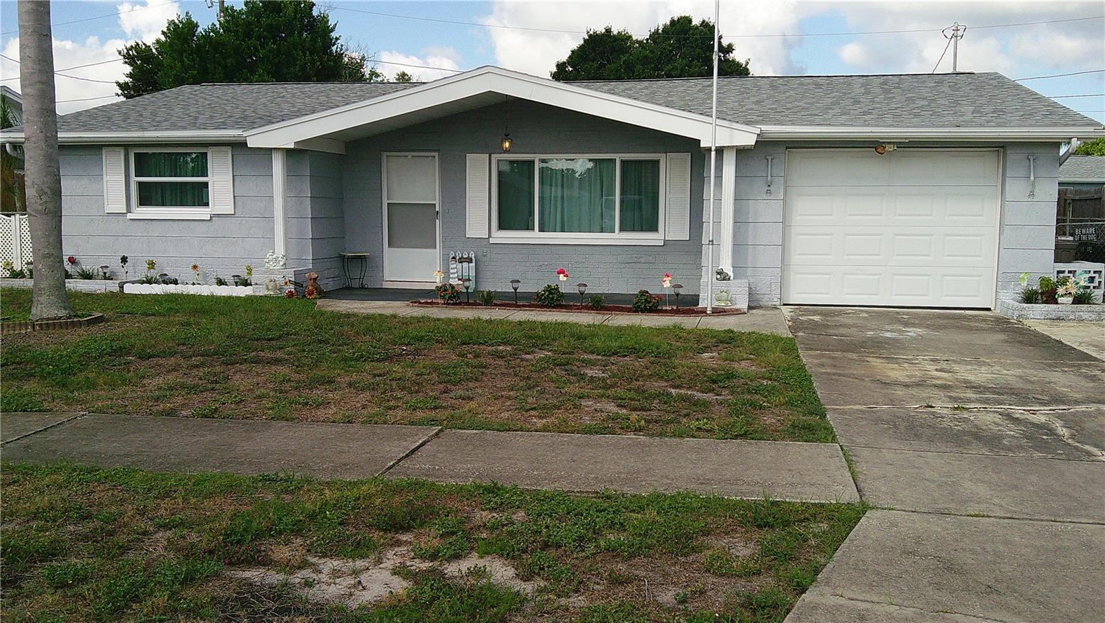 1203 Chancellor, Holiday, FL 34690