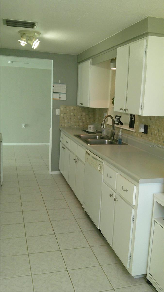 1203 Chancellor, Holiday, FL 34690