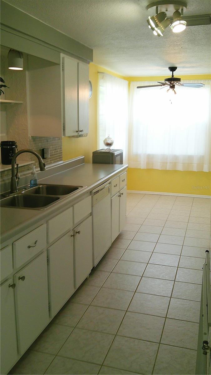 1203 Chancellor, Holiday, FL 34690