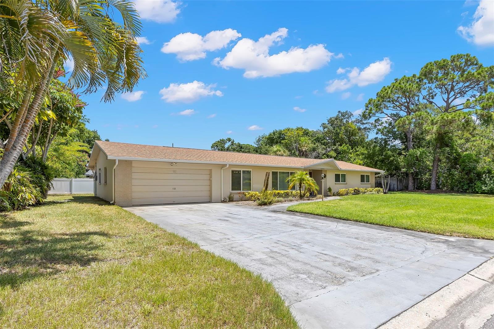2391 66th, St Petersburg, FL 33712